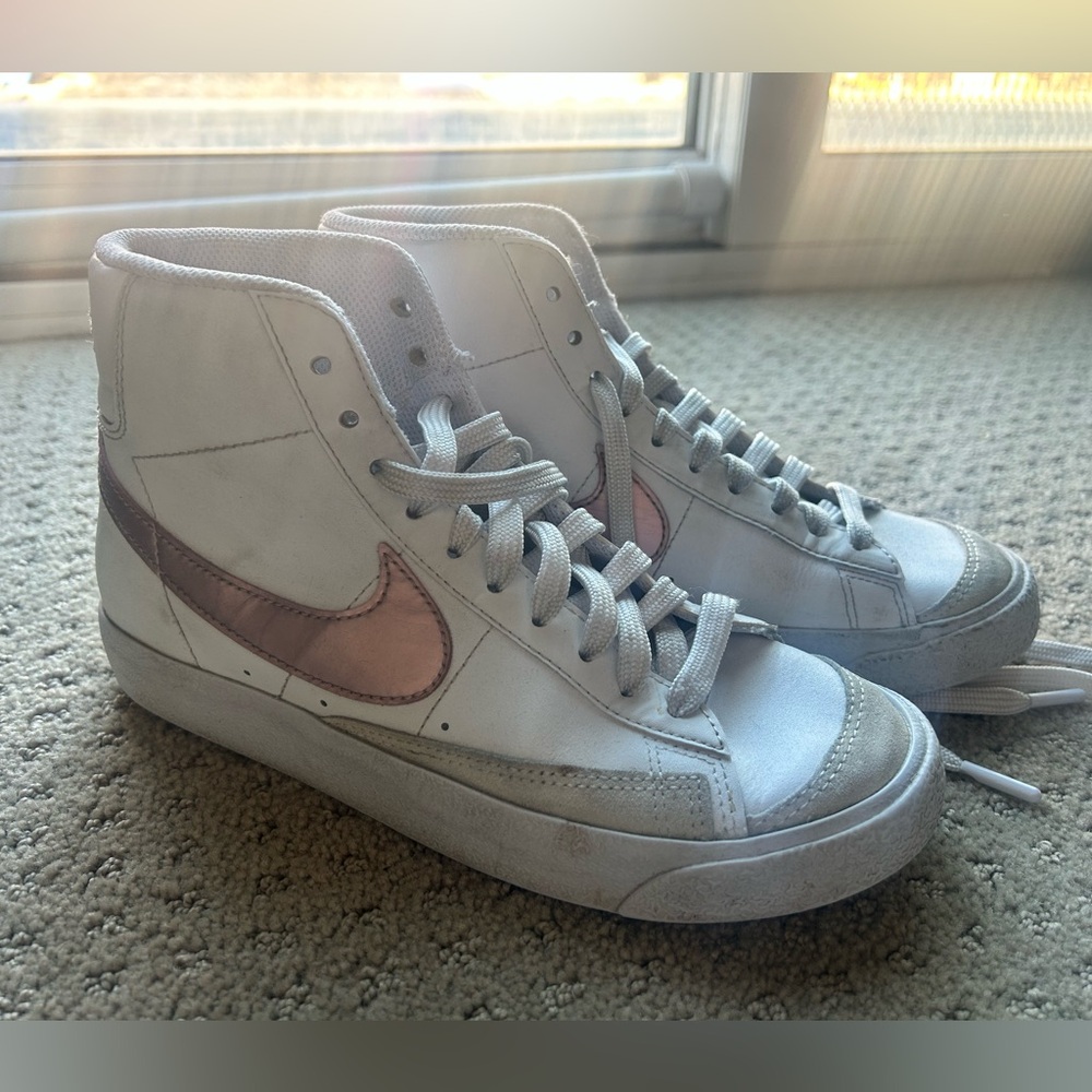 Nike Blazers Size 5Y preloved but in great condition